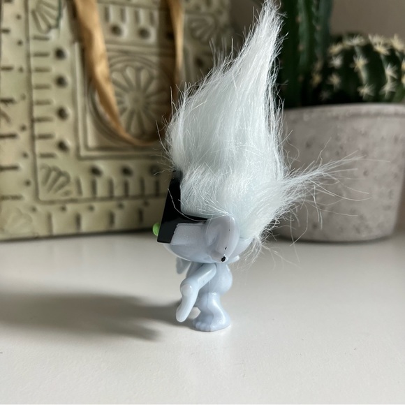 Trolls Tiny Diamond Happy Meal Toy - Picture 4 of 7